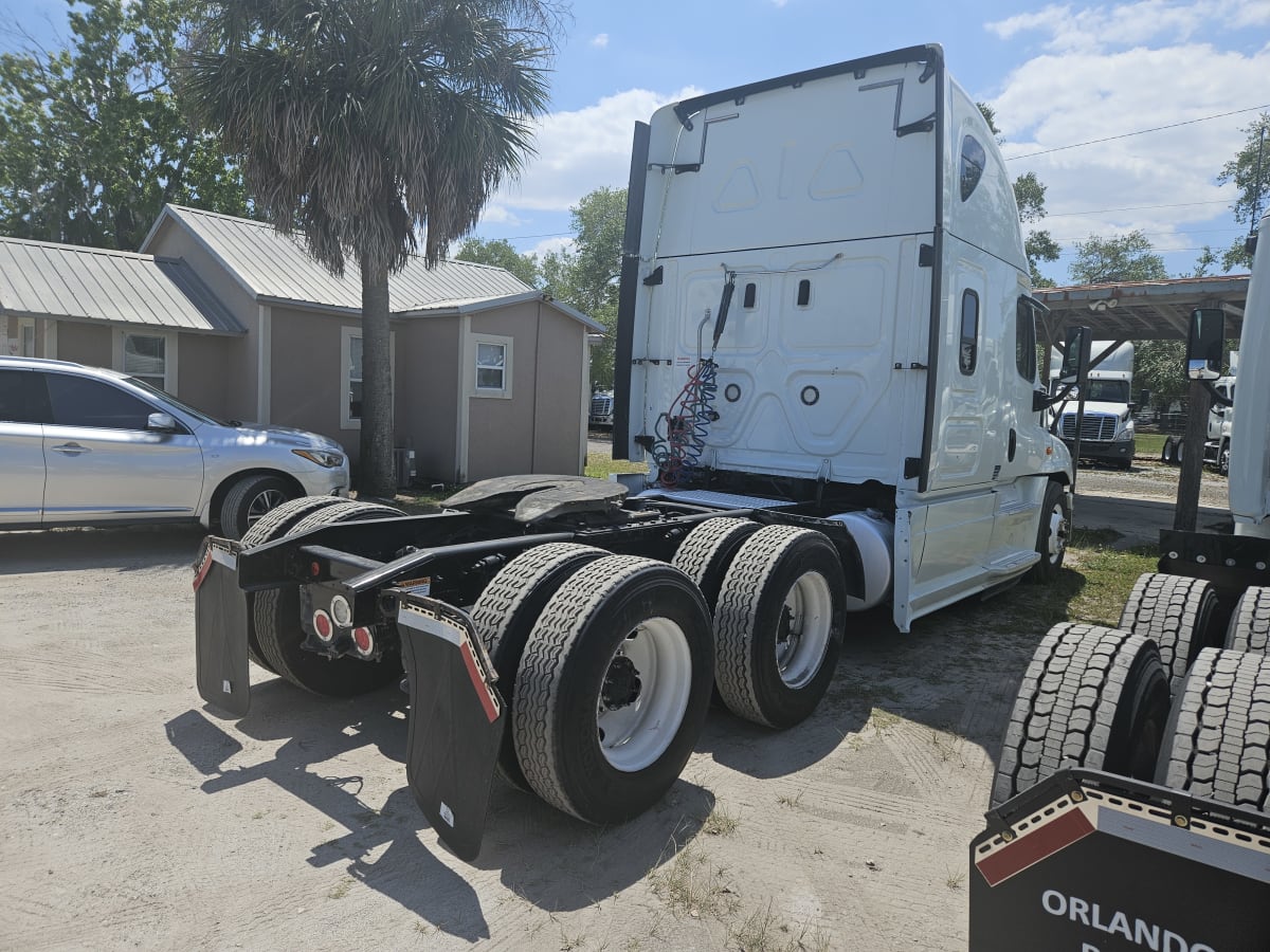 2018 Freightliner/Mercedes CASCADIA 125 222947