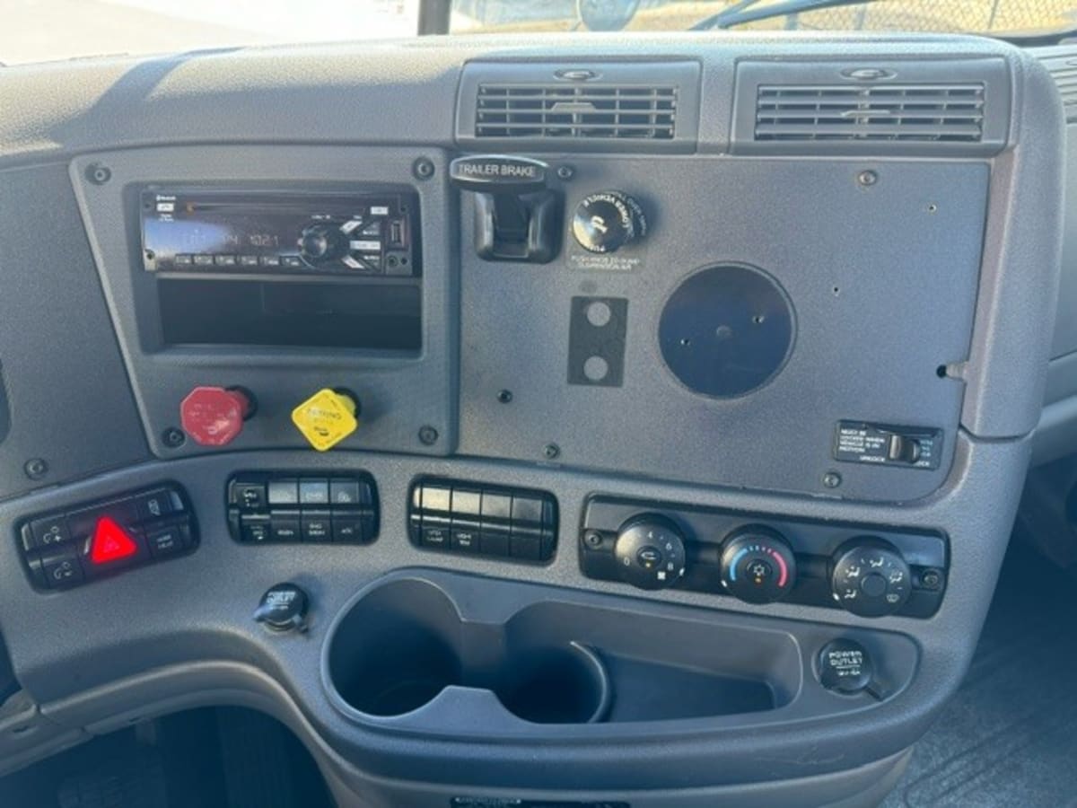 2018 Freightliner/Mercedes CASCADIA 125 222979