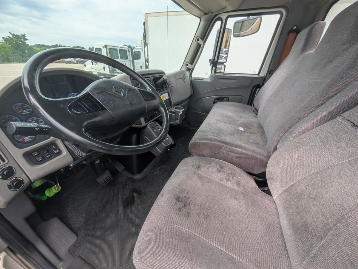 2019 Navistar International 4300 222986
