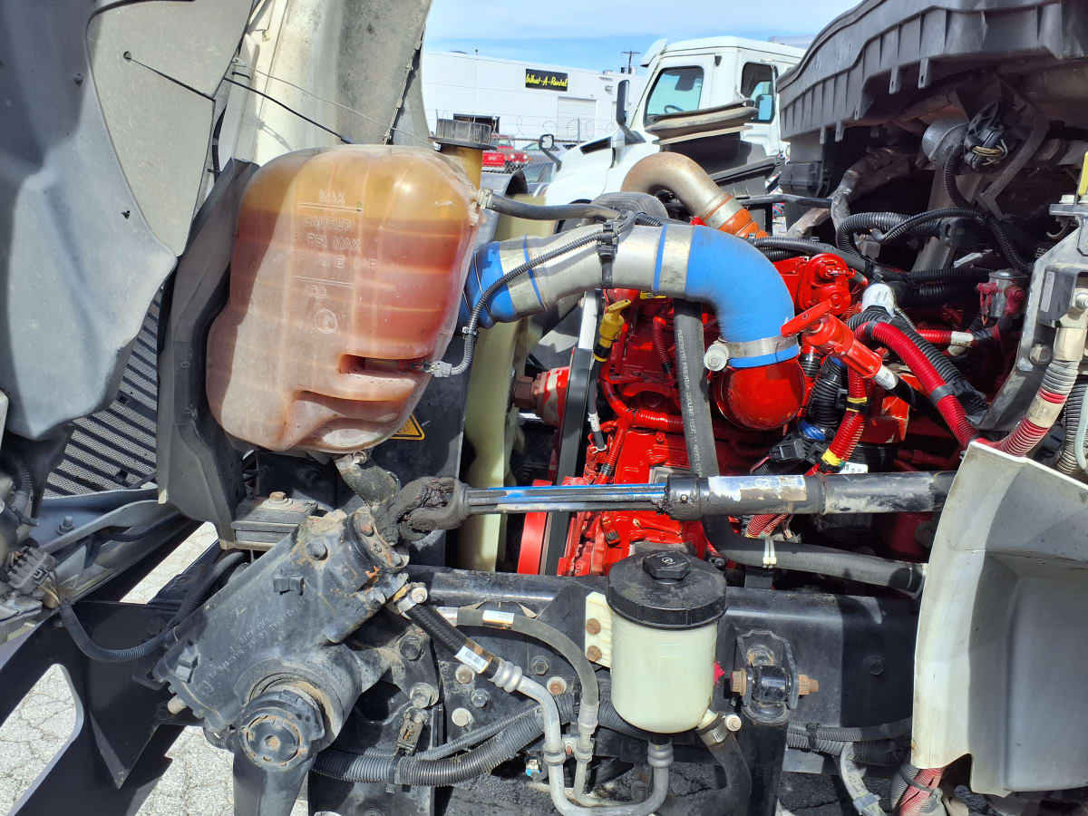 2019 Navistar International 4300 222997