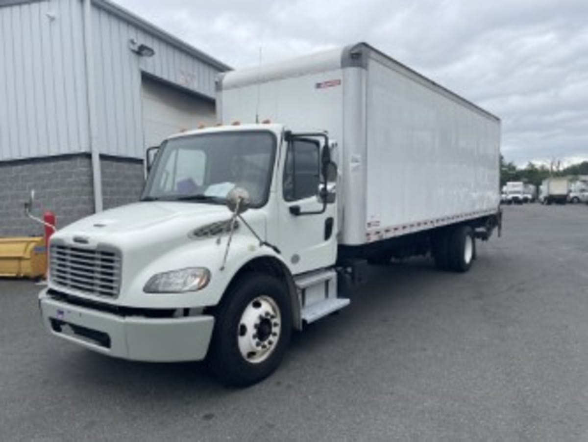 2018 Freightliner M2 106 223009