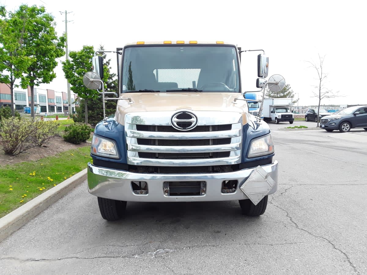 2018 Hino HINO 268 223010