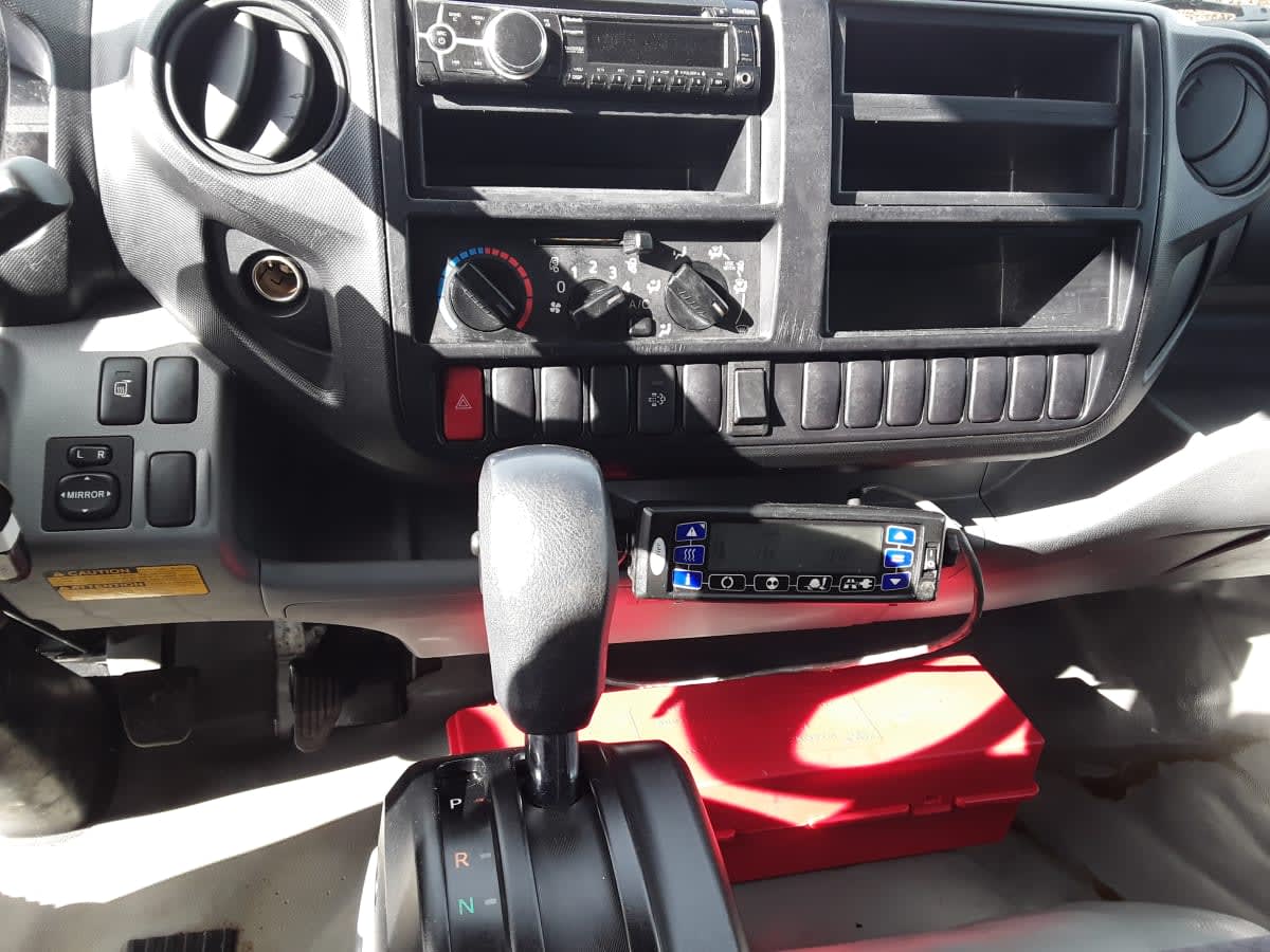 2018 Hino HINO 195 223042