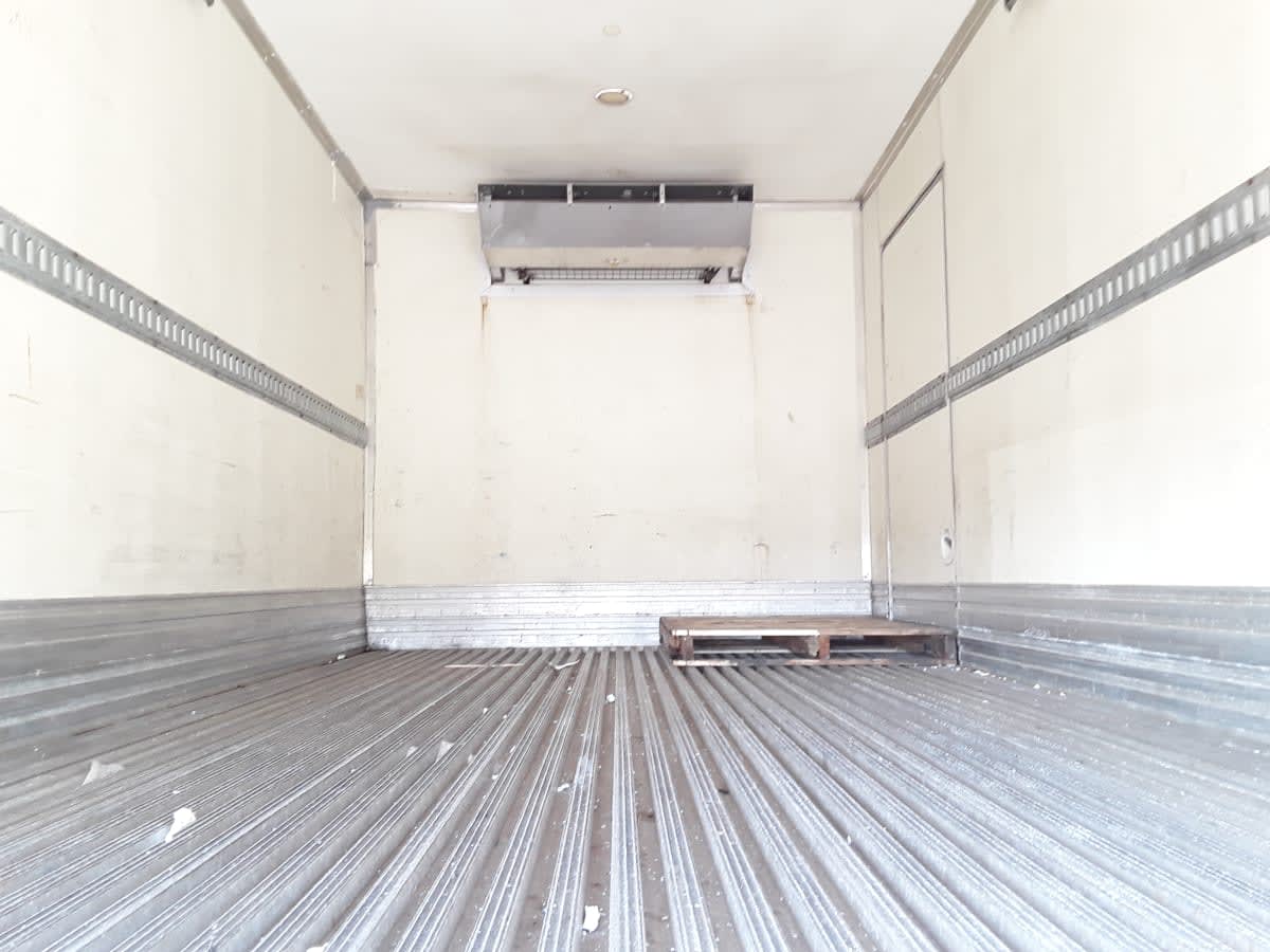 2018 Hino HINO 195 223044