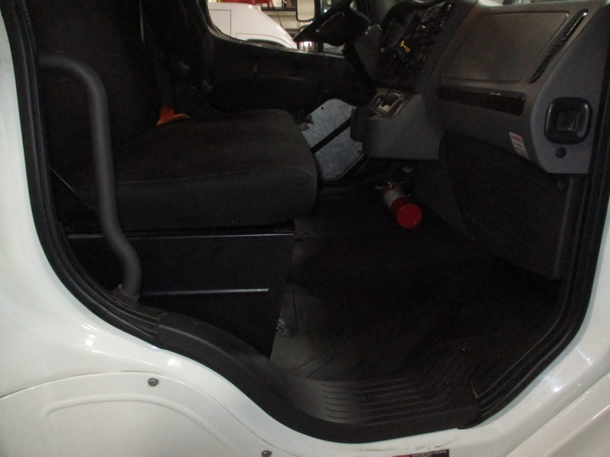 2018 Freightliner/Mercedes M2 106 223054