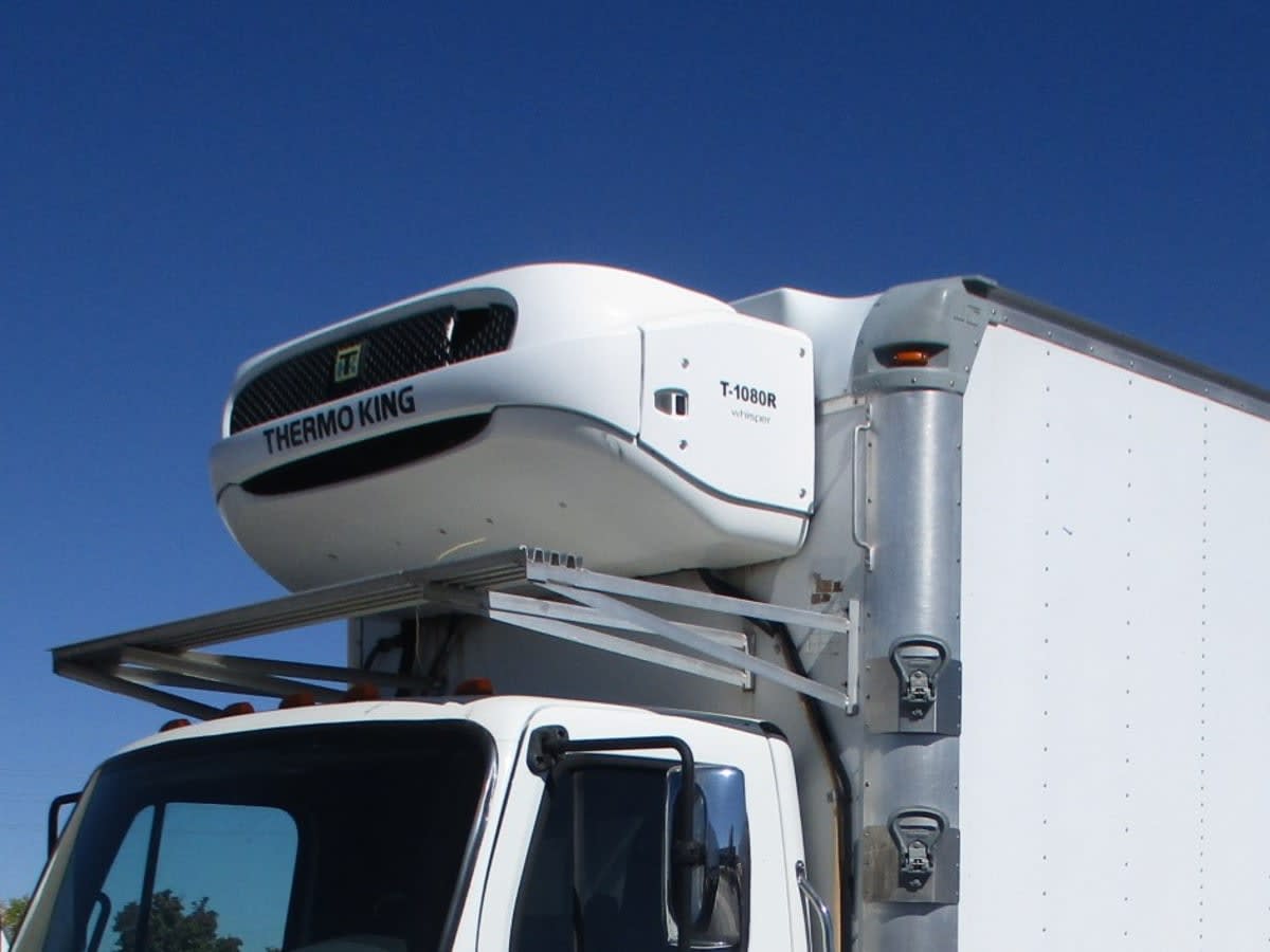 2018 Freightliner/Mercedes M2 106 223054