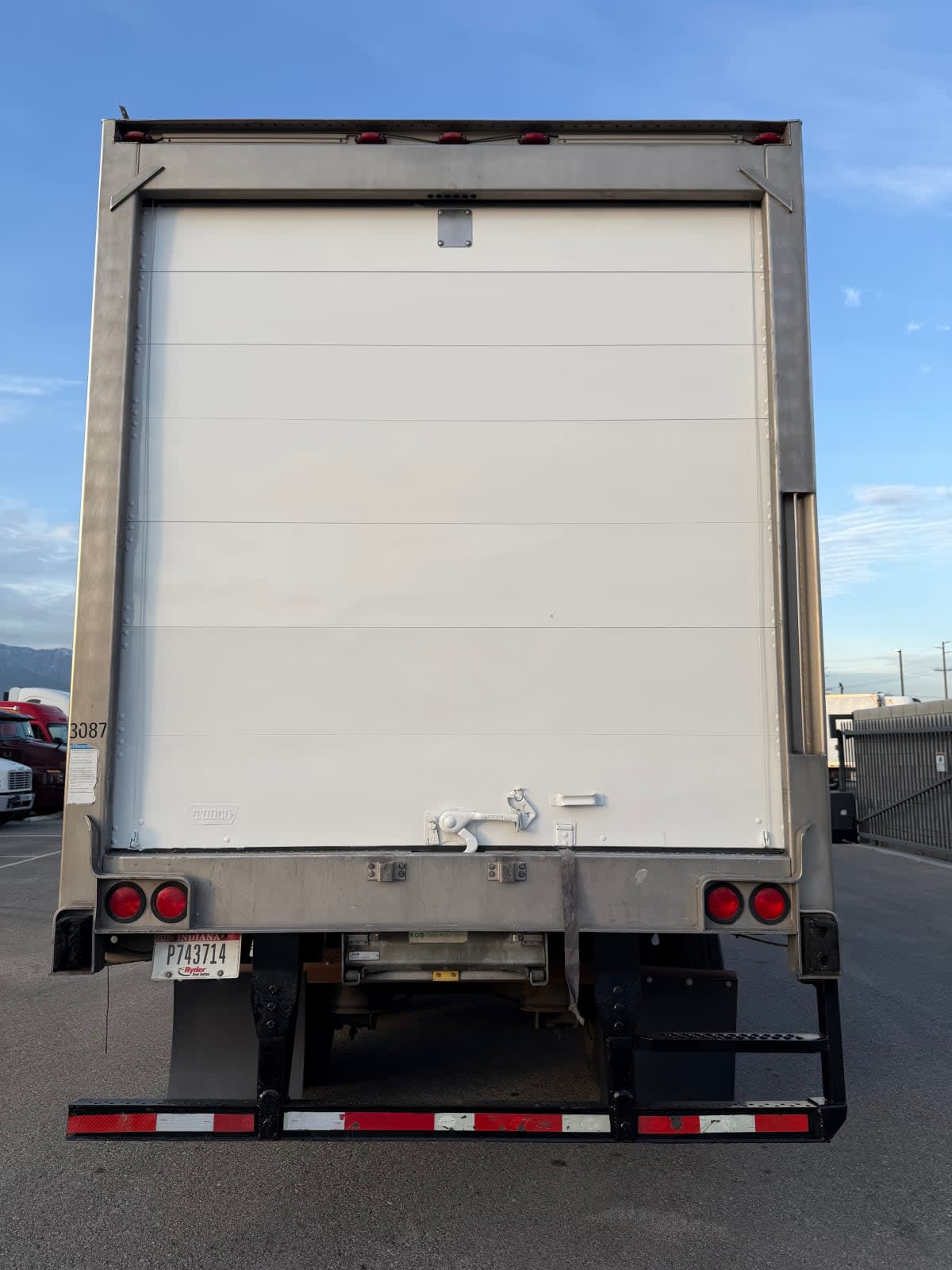 2016 Utility Trailers VS2RA 35/162/102 223087