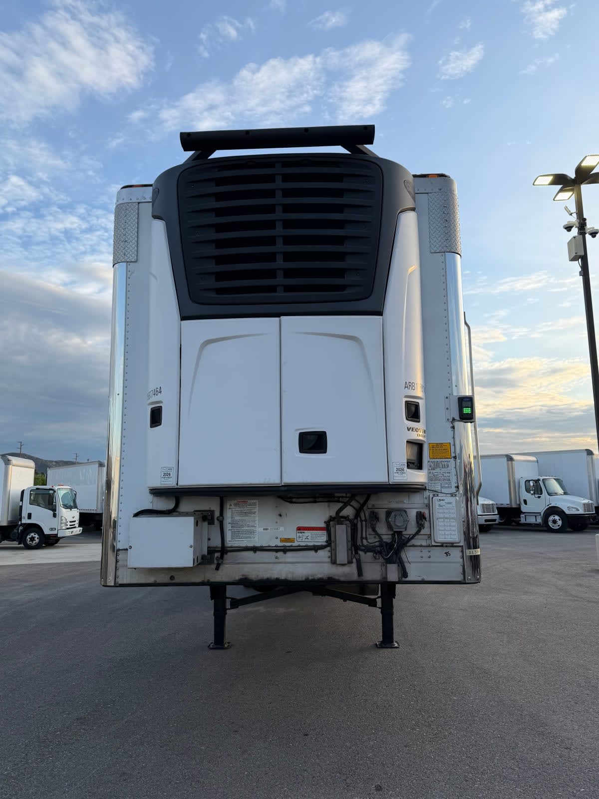 2016 Utility Trailers VS2RA 35/162/102 223087