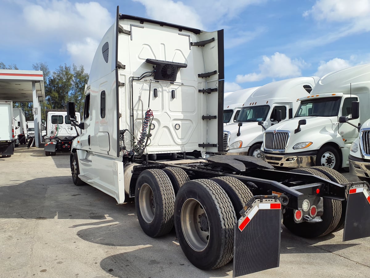 2018 Freightliner/Mercedes CASCADIA 125 223091