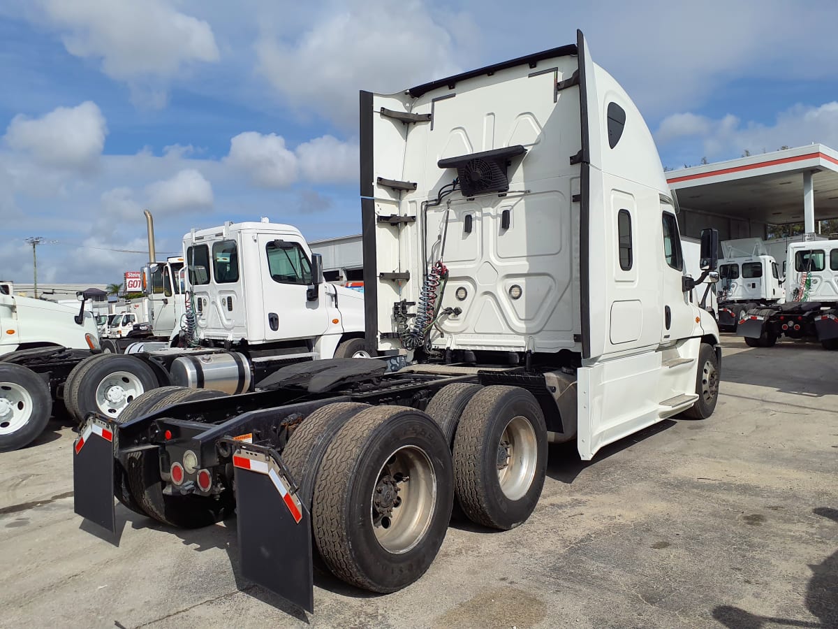 2018 Freightliner/Mercedes CASCADIA 125 223091