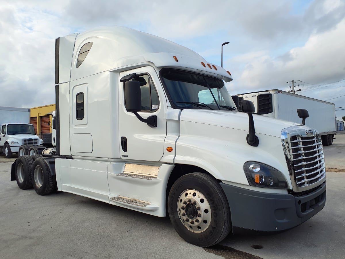 2018 Freightliner/Mercedes CASCADIA 125 223094