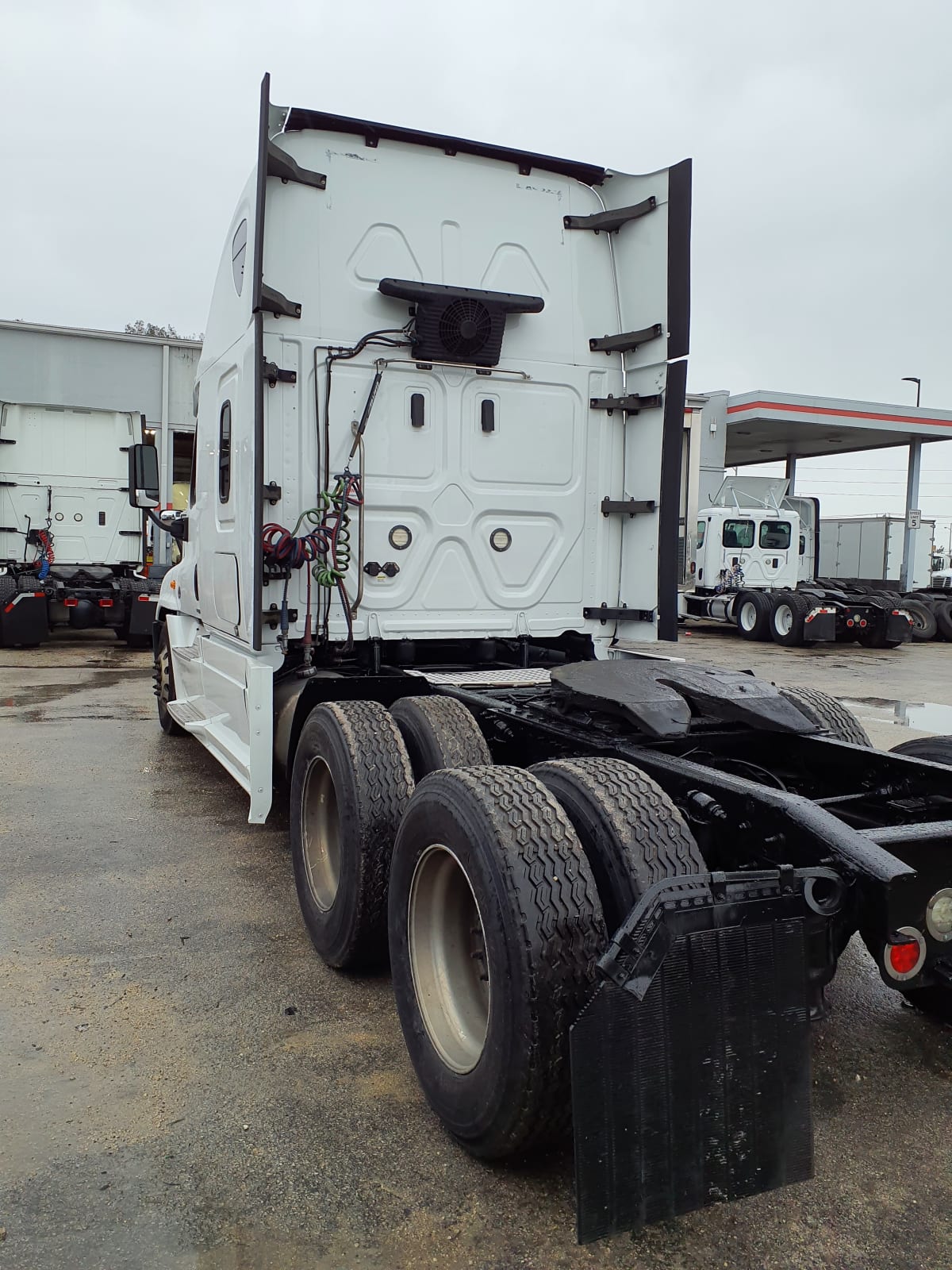 2018 Freightliner/Mercedes CASCADIA 125 223096