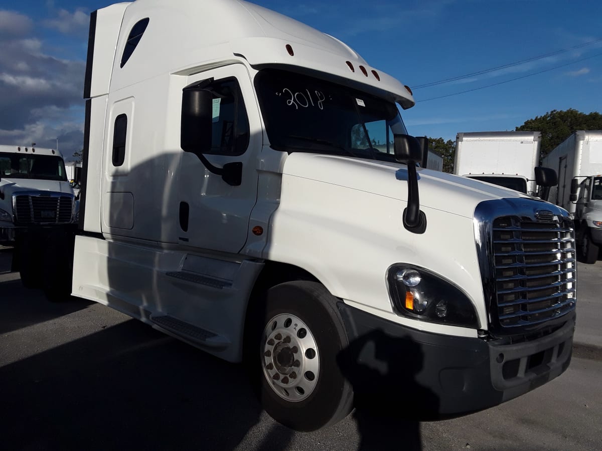 2018 Freightliner/Mercedes CASCADIA 125 223099