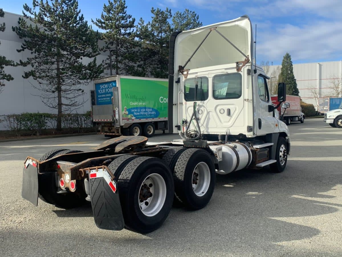 2018 Freightliner/Mercedes CASCADIA 125 223130