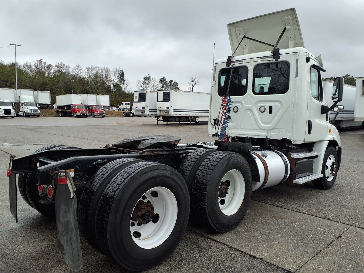 2018 Freightliner/Mercedes CASCADIA 113 223182