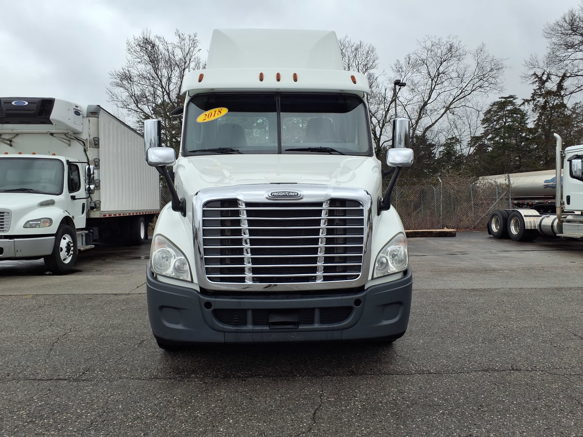 2018 Freightliner/Mercedes CASCADIA 113 223182