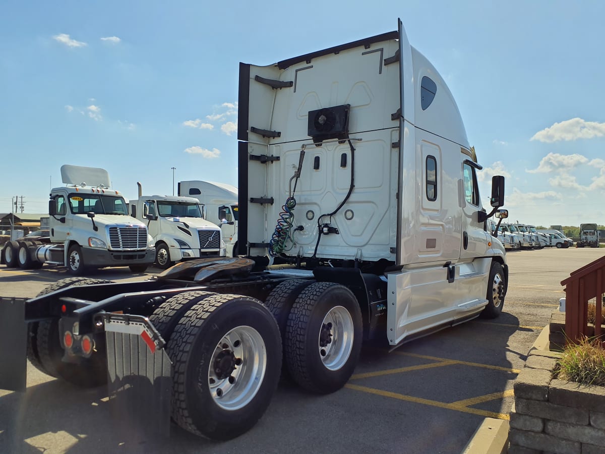 2018 Freightliner/Mercedes CASCADIA 125 223199