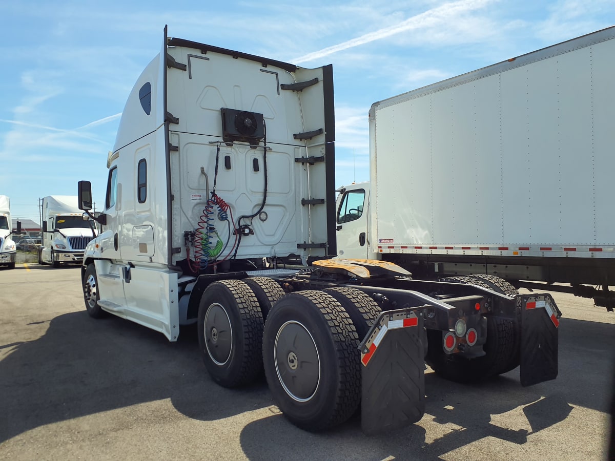 2018 Freightliner/Mercedes CASCADIA 125 223200