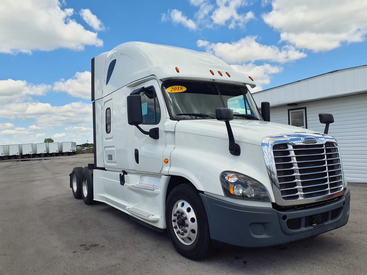 2018 Freightliner/Mercedes CASCADIA 125 223207