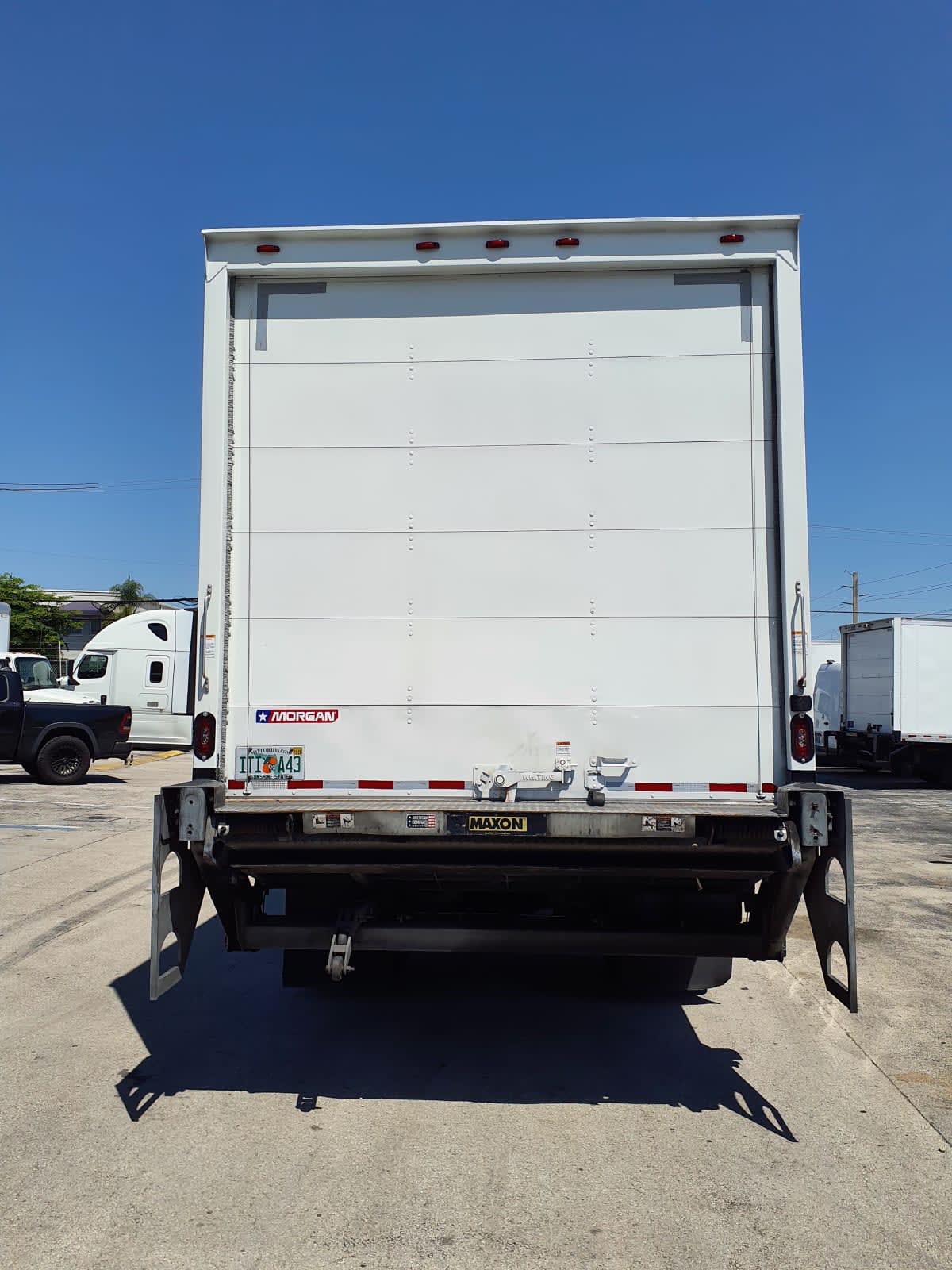 2018 Freightliner/Mercedes M2 106 223212
