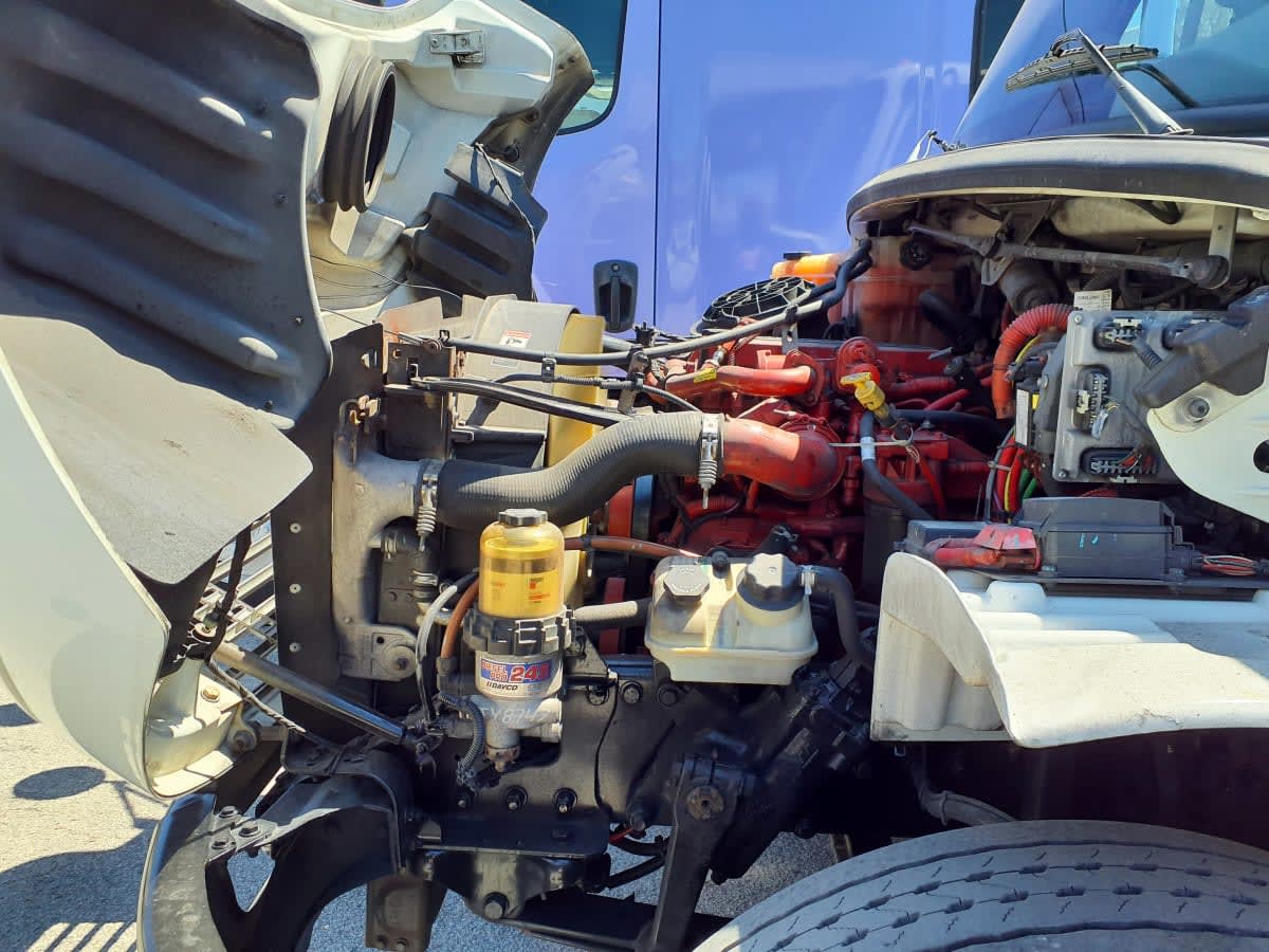 2018 Freightliner/Mercedes M2 106 223212