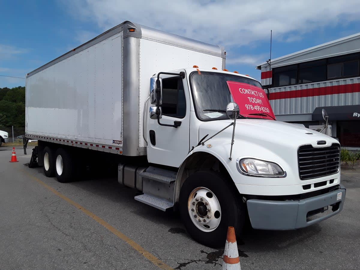 2018 Freightliner M2 106 223250