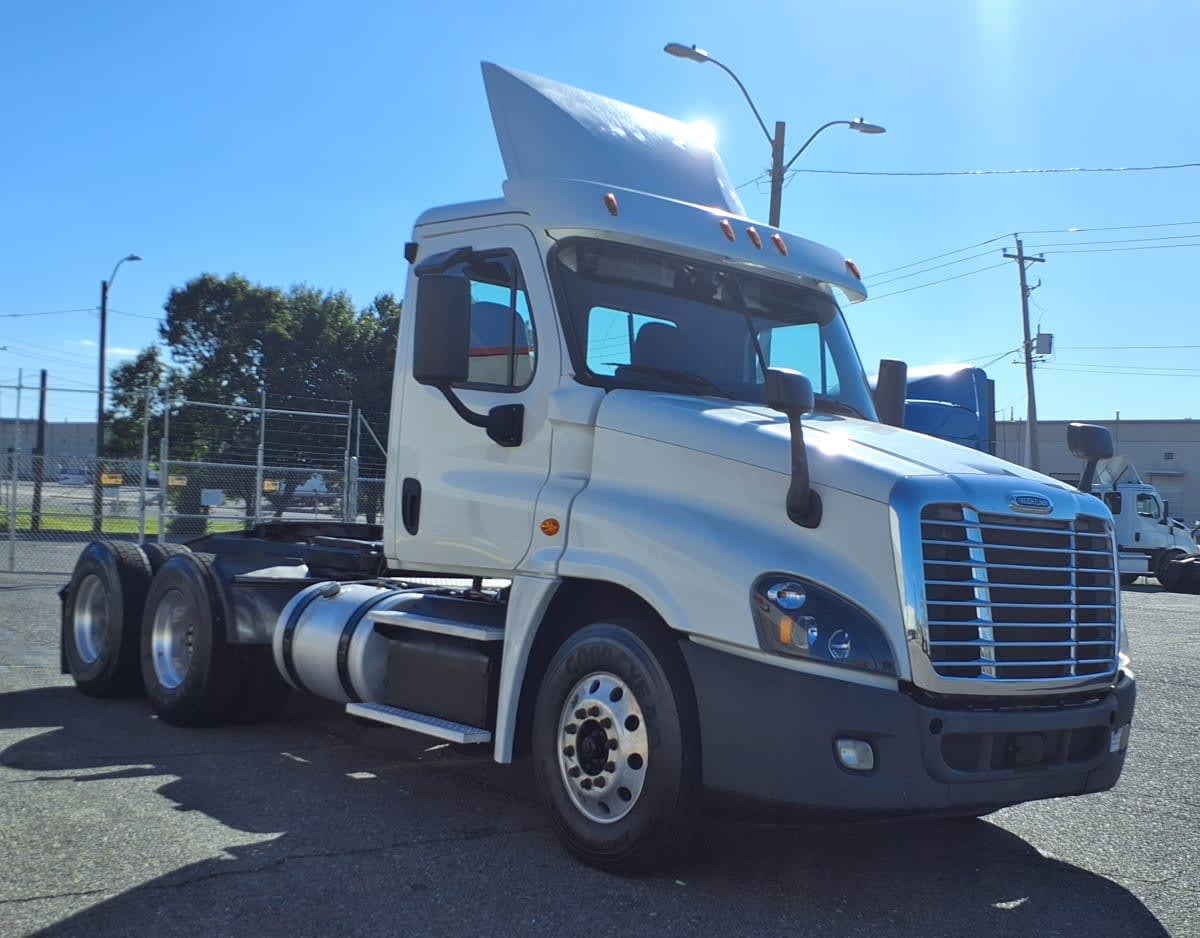 2018 Freightliner/Mercedes CASCADIA 125 223311