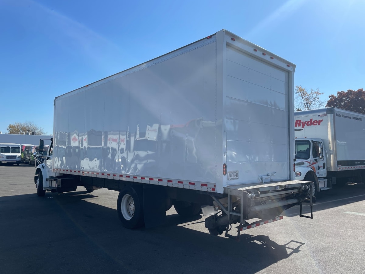 2018 Freightliner/Mercedes M2 106 223322