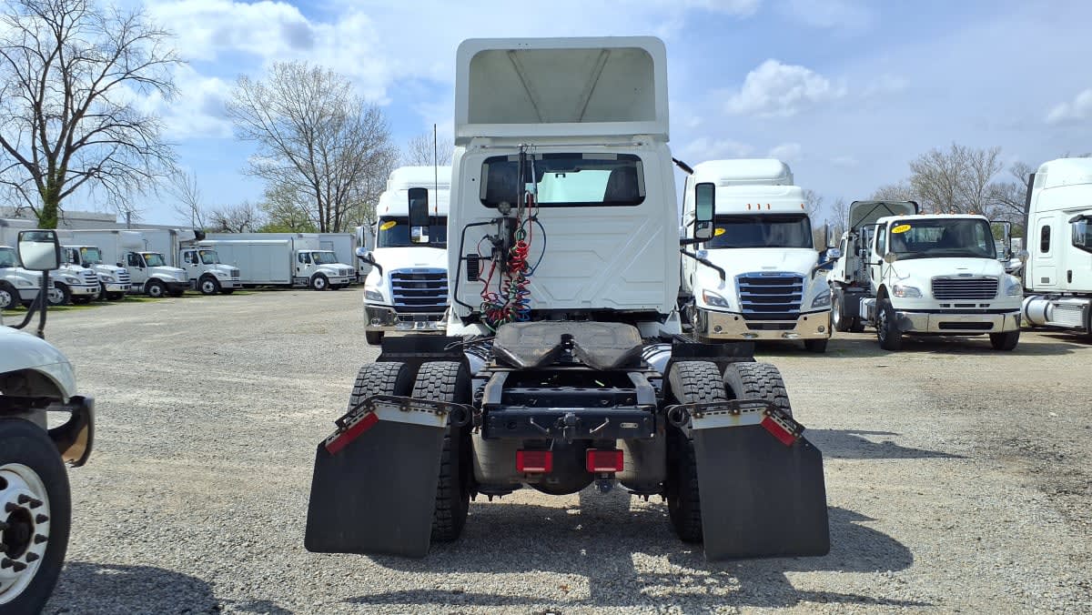 2020 Navistar International RH613 DAYCAB S/A 227833