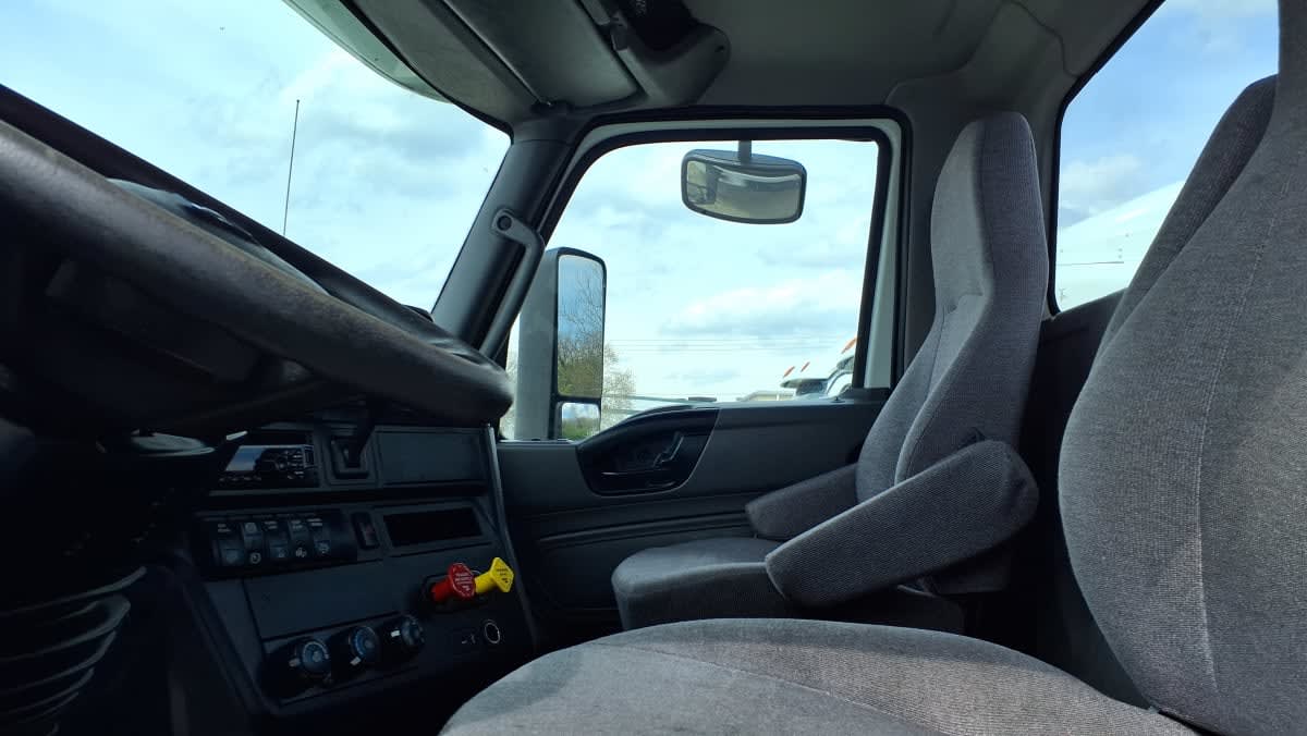 2020 Navistar International RH613 DAYCAB S/A 227833