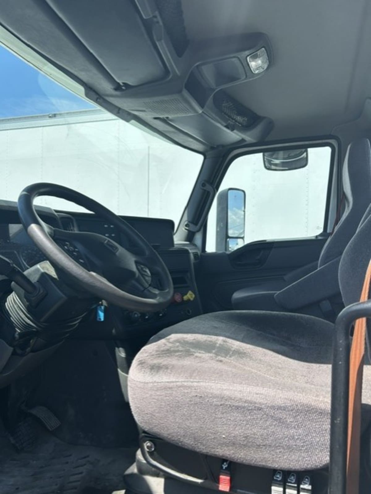2020 International RH in Farmingdale, NY — photo 7