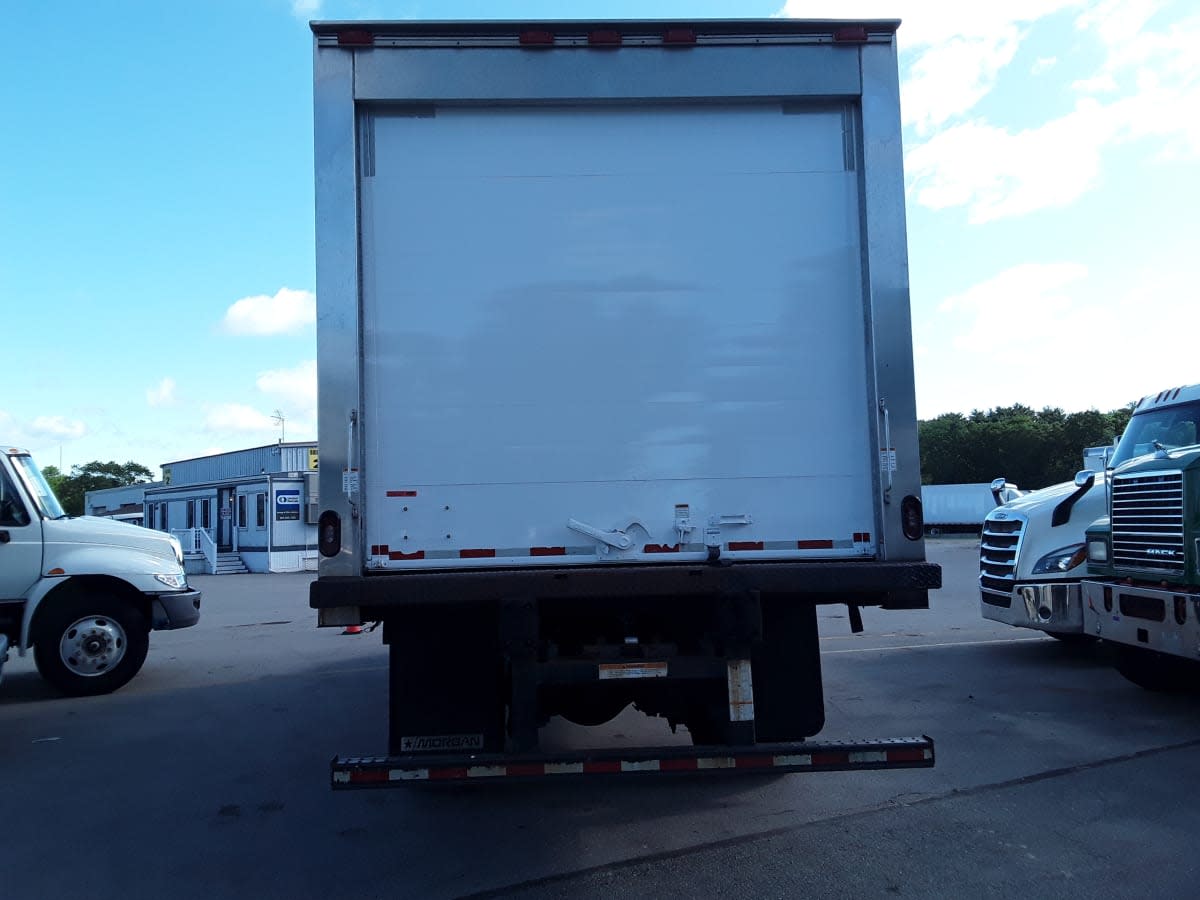 2020 Freightliner M2 106 228066
