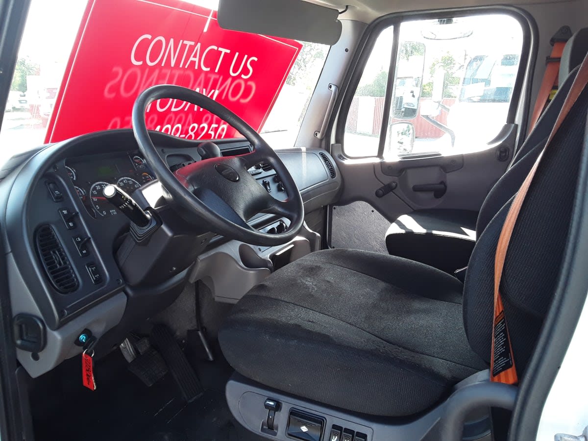 2020 Freightliner M2 106 228066
