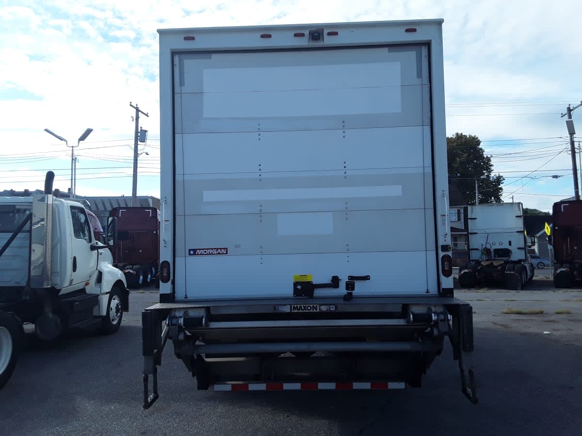 2020 Freightliner/Mercedes M2 106 228103