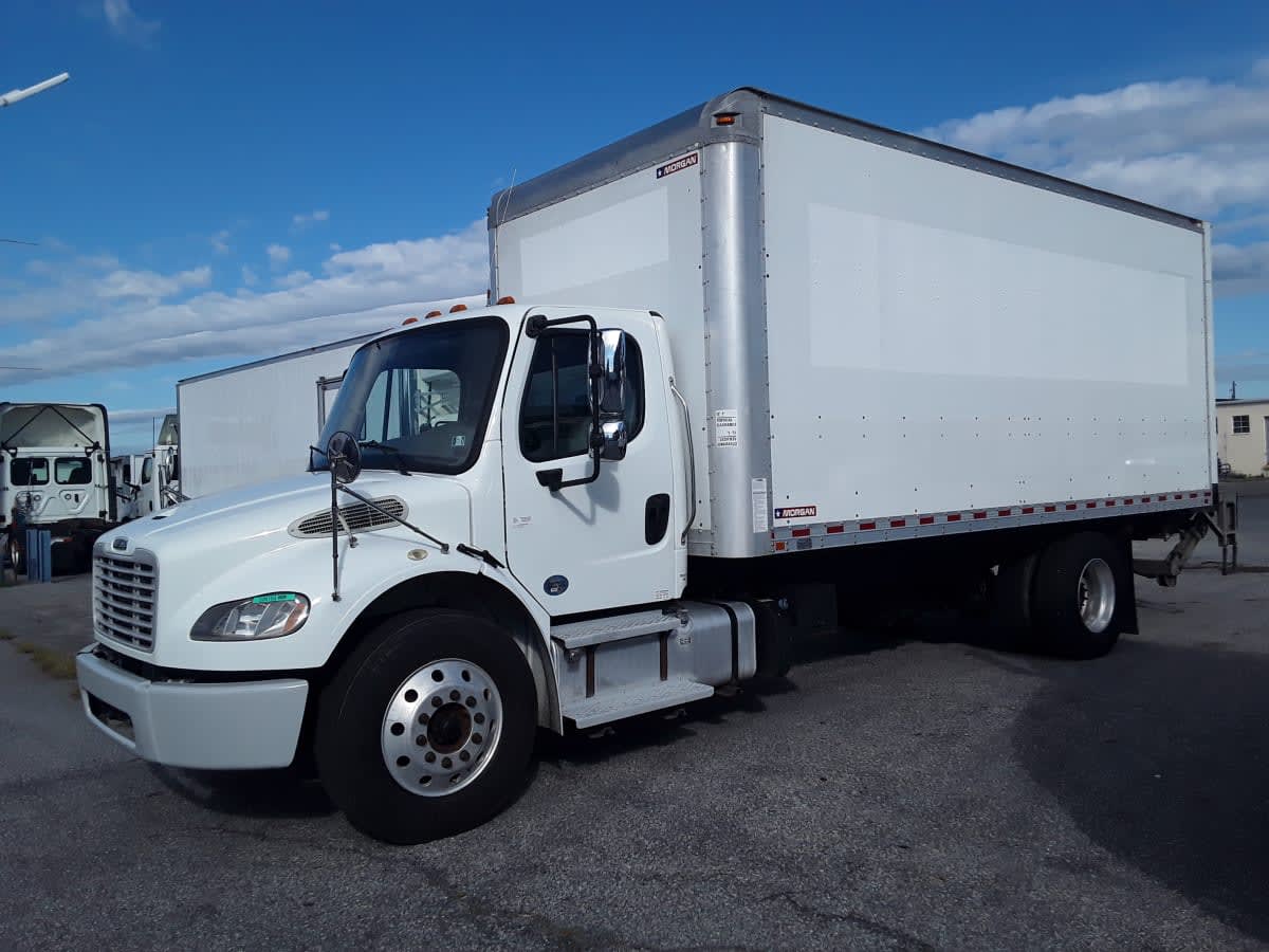 2020 Freightliner/Mercedes M2 106 228103