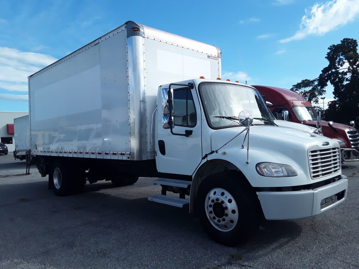 2020 Freightliner/Mercedes M2 106 228103