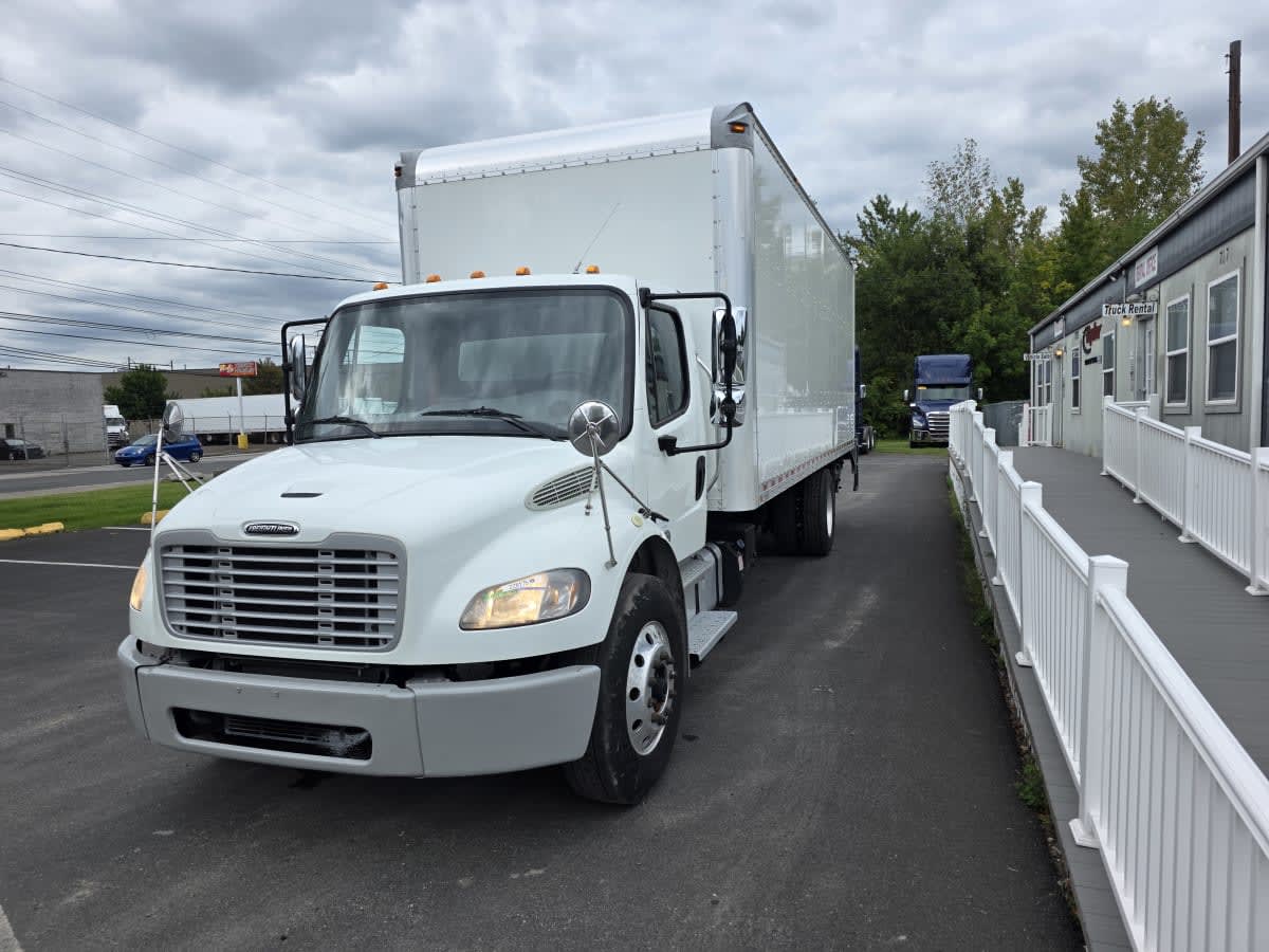 2020 Freightliner/Mercedes M2 106 228175 2020 Freightliner/Mercedes M2 106 228175