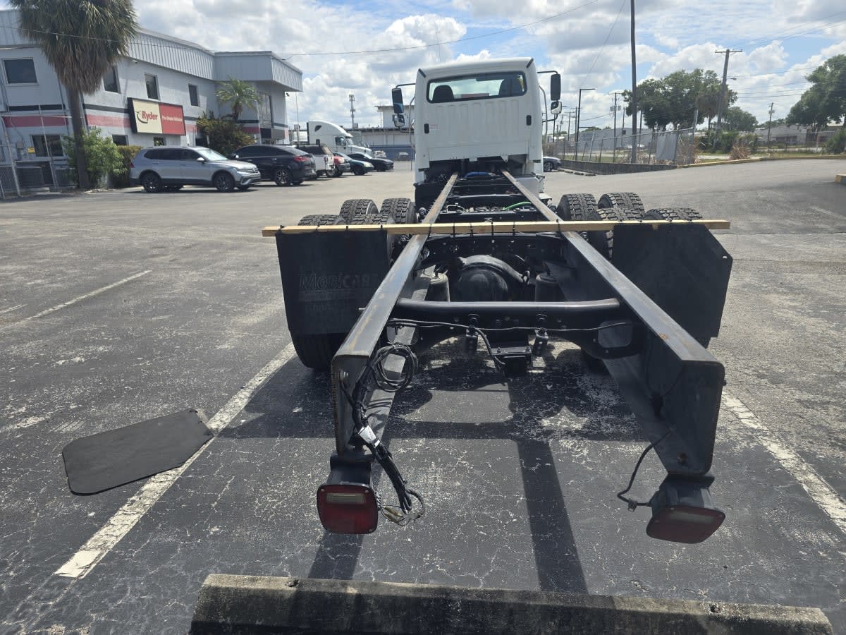 2020 Freightliner/Mercedes M2 106 228342