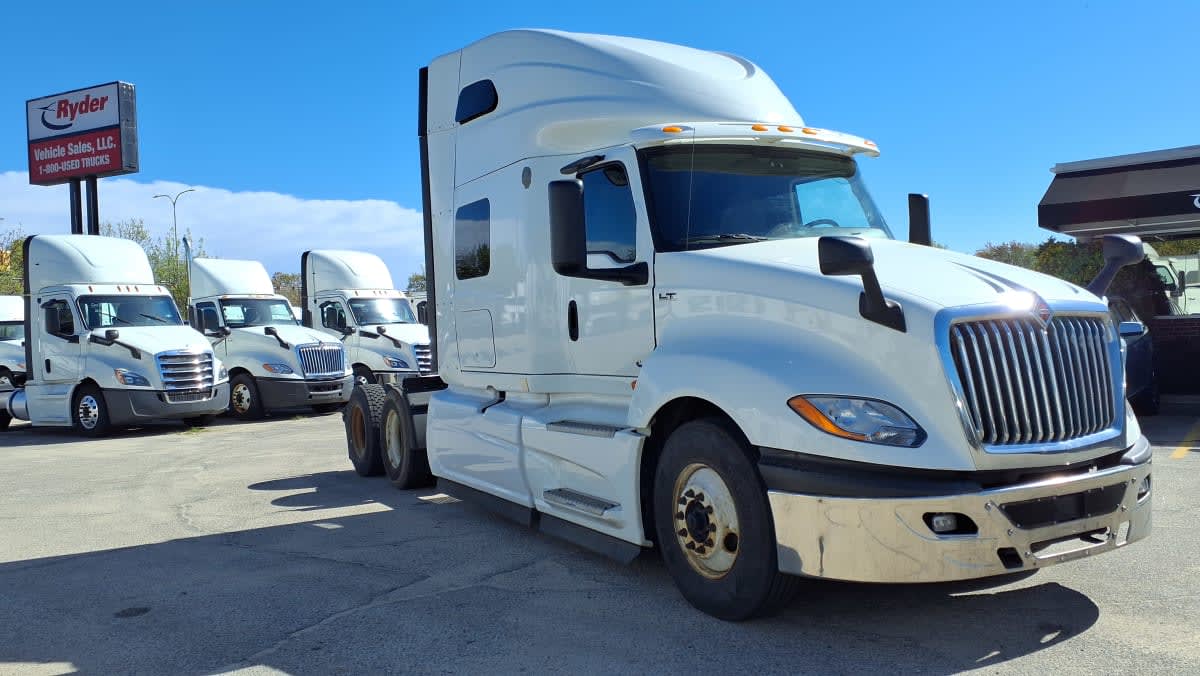 2020 Navistar International LT625 SLPR CAB 228397