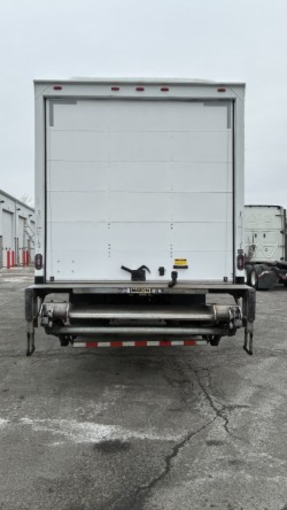 2020 Freightliner/Mercedes M2 106 228539