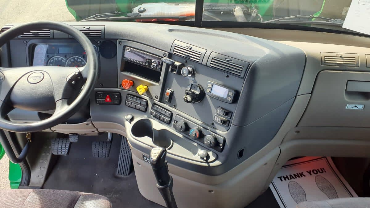 2020 Freightliner/Mercedes CASCADIA 125 228702