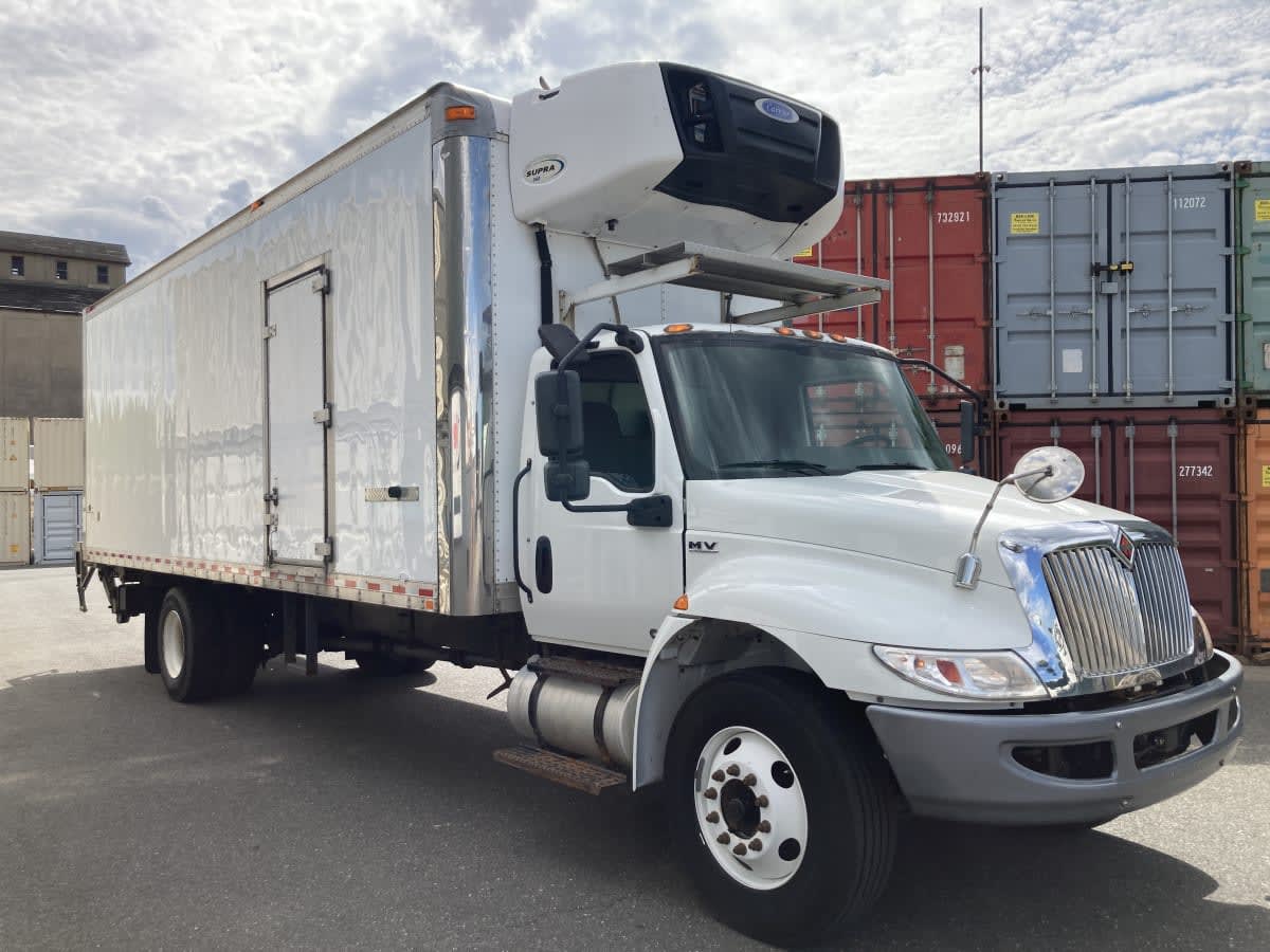 2019 International MV in Springfield, MA — photo 3