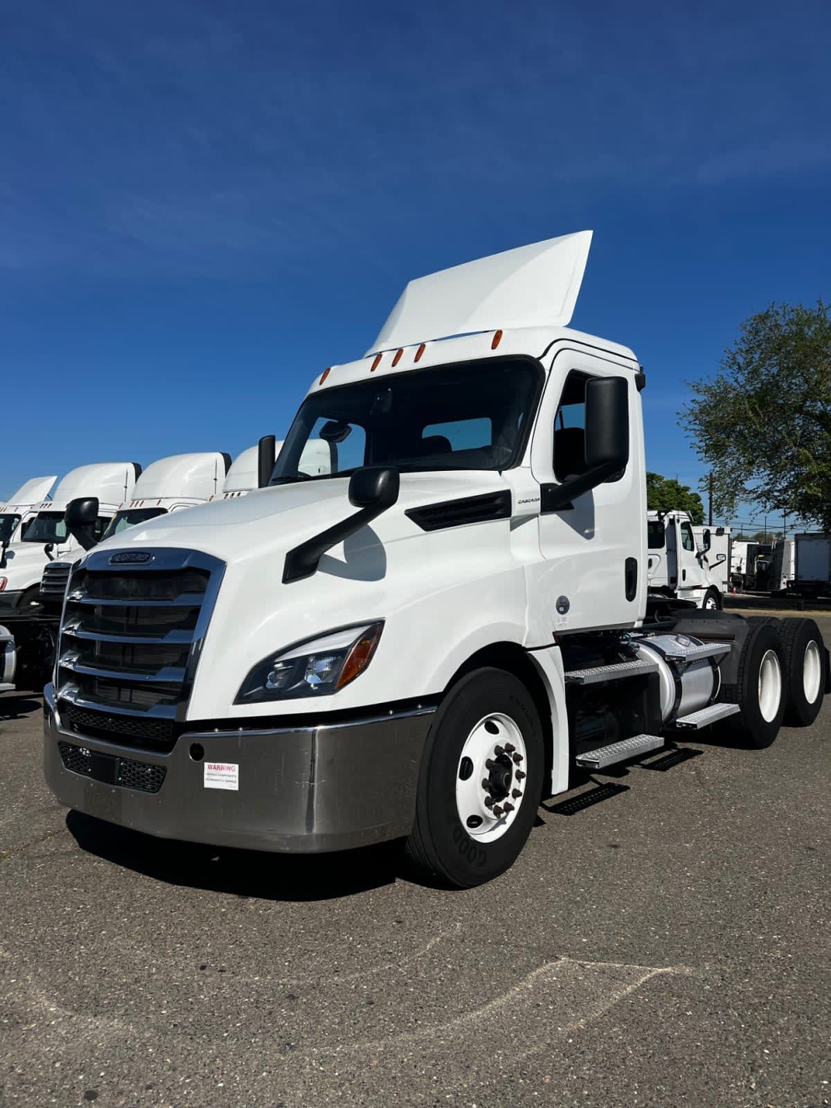 2020 Freightliner - image 1