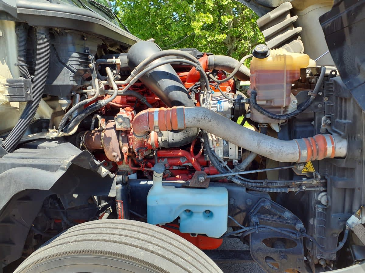 2020 Navistar International LT625 SLPR CAB 229184