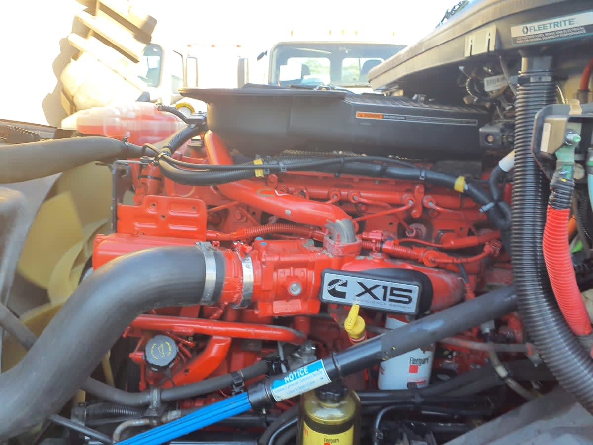 2020 Navistar International LT625 SLPR CAB 229401