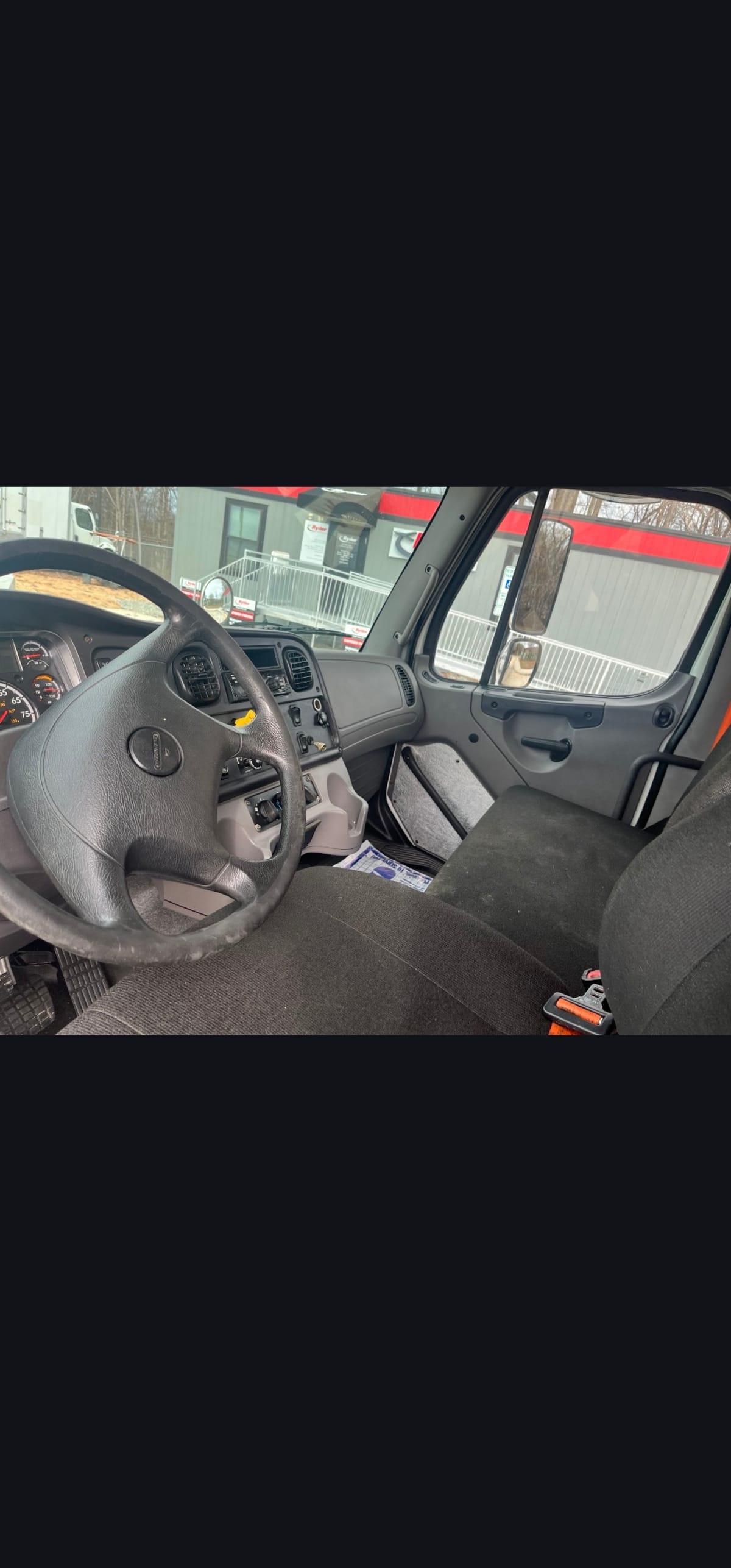 2020 Freightliner/Mercedes M2 106 229493