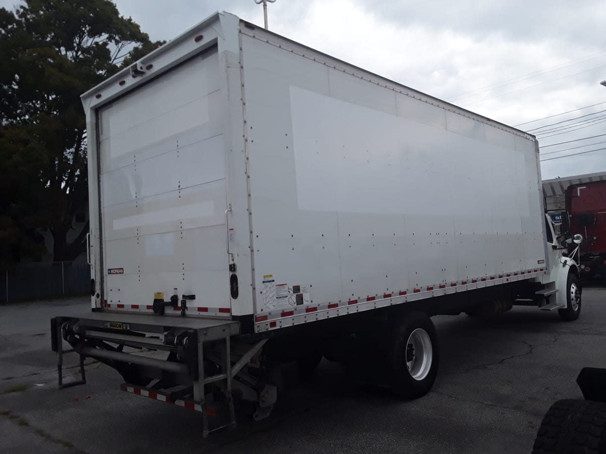 2020 Freightliner/Mercedes M2 106 229641