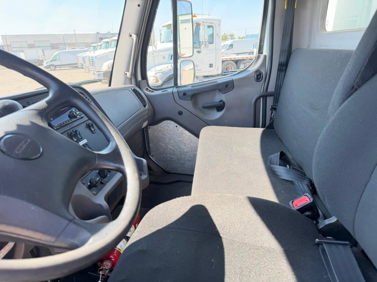 2020 Freightliner/Mercedes M2 106 229974