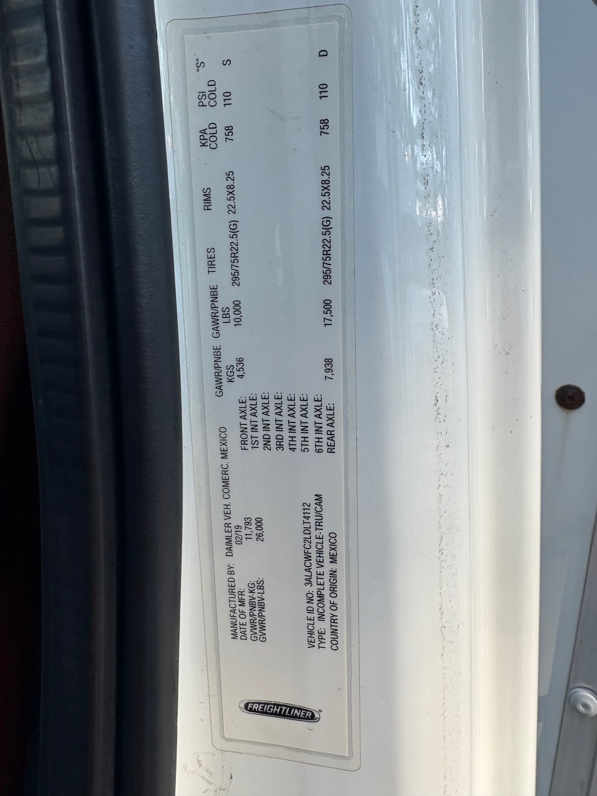 2020 Freightliner/Mercedes M2 106 230071