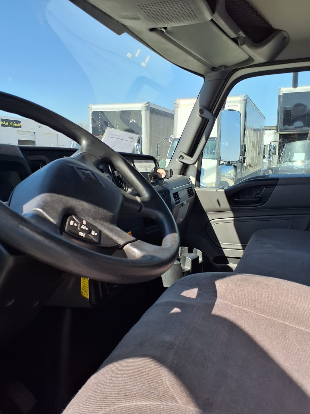 2020 Navistar International MV607 (4X2) 230127